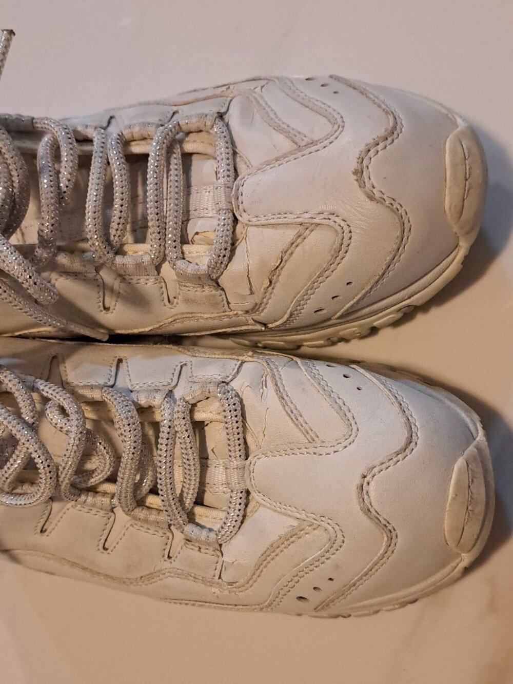 WOMENS SKECHERS SPORT TRAIL WHITE SNEAKERS WITH SILVER
